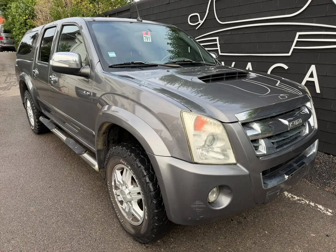 Isuzu D-Max - 8