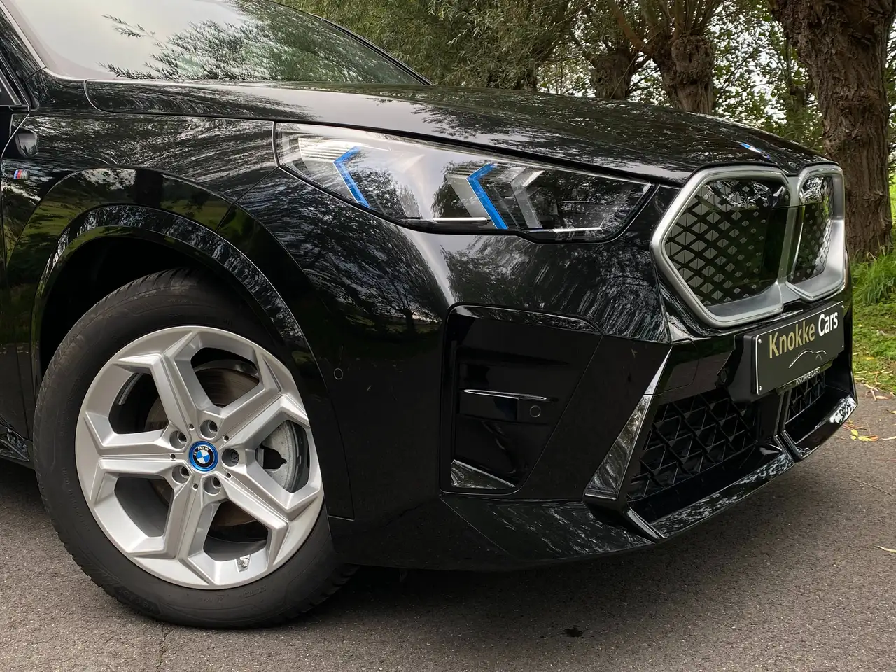 BMW iX2 - 4