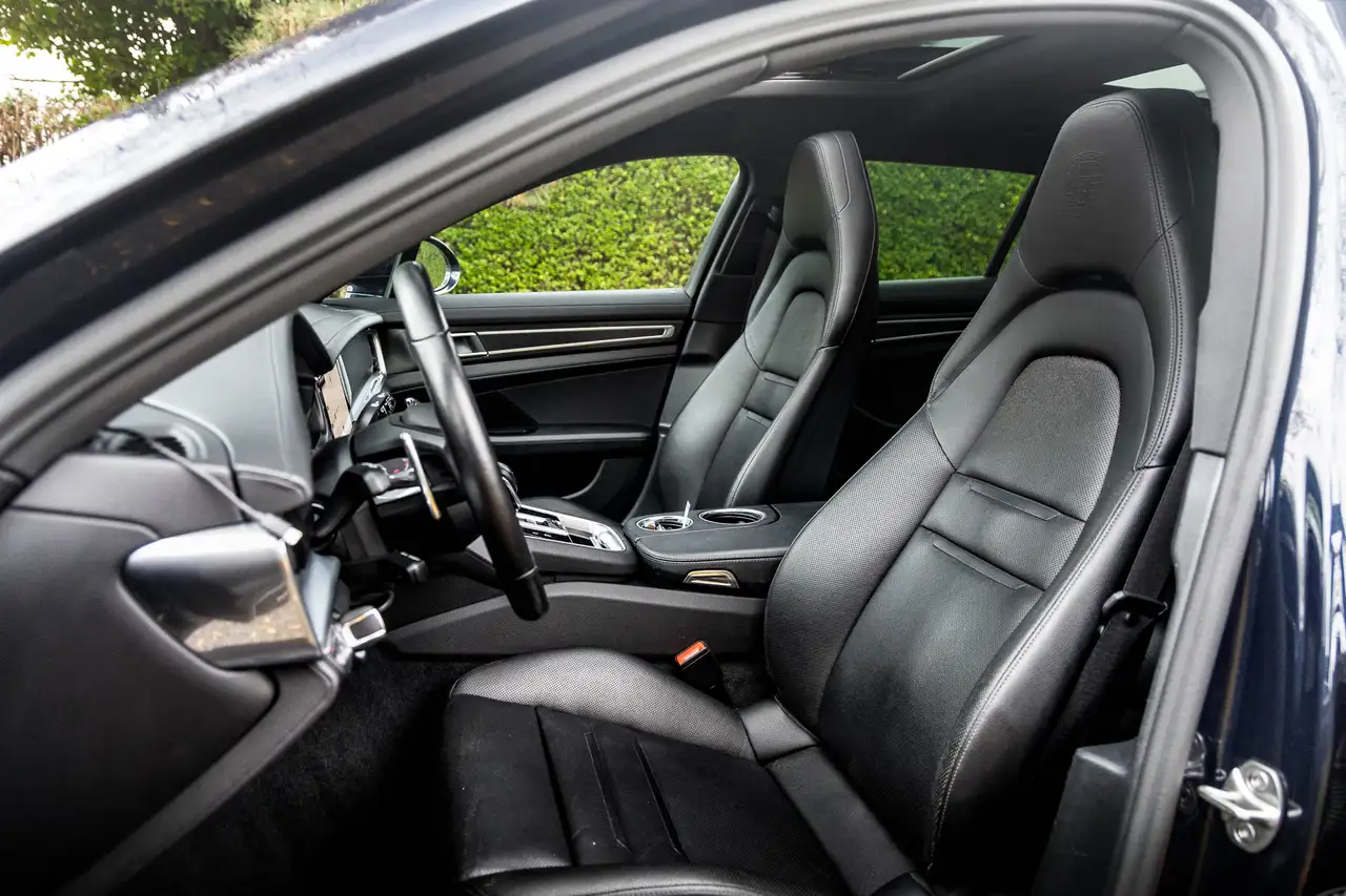 Porsche Panamera - 6