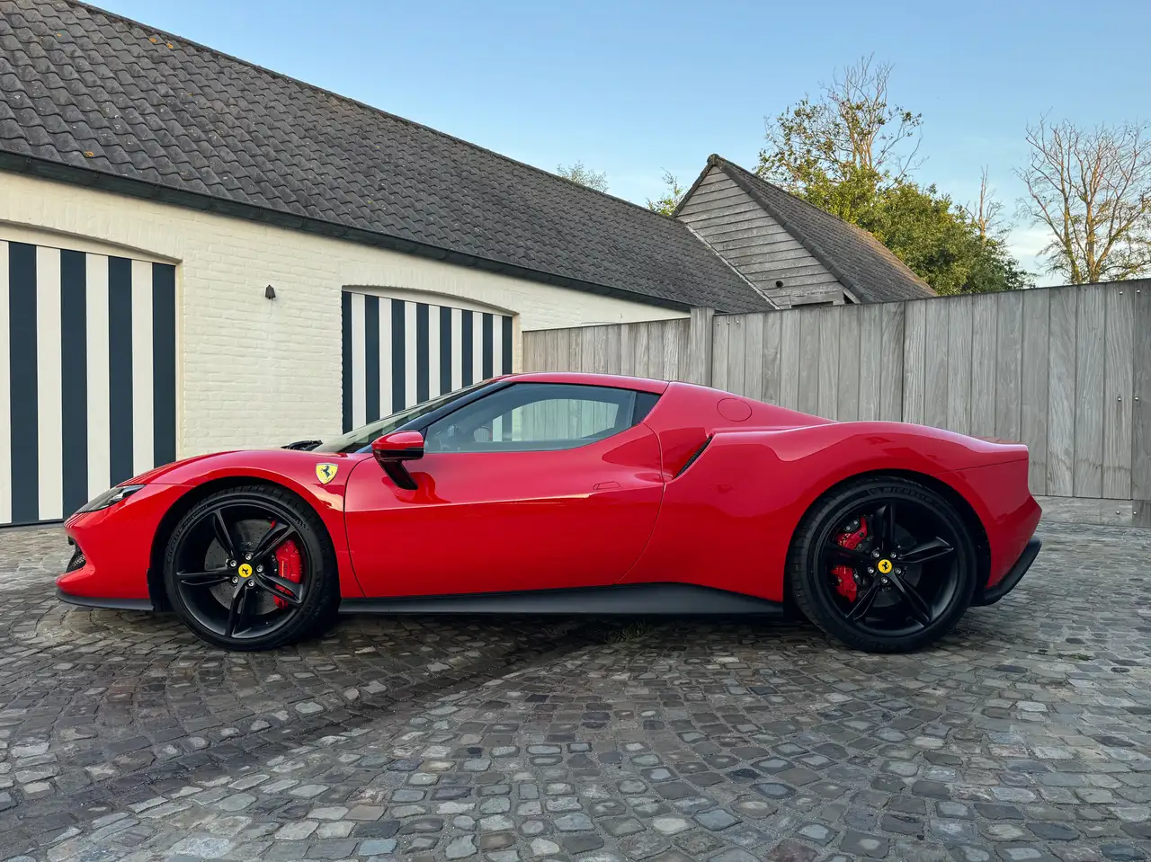 Ferrari 296 GTB - 2