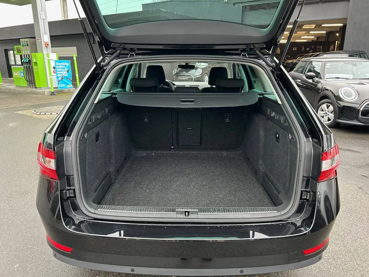 Skoda Superb - 11