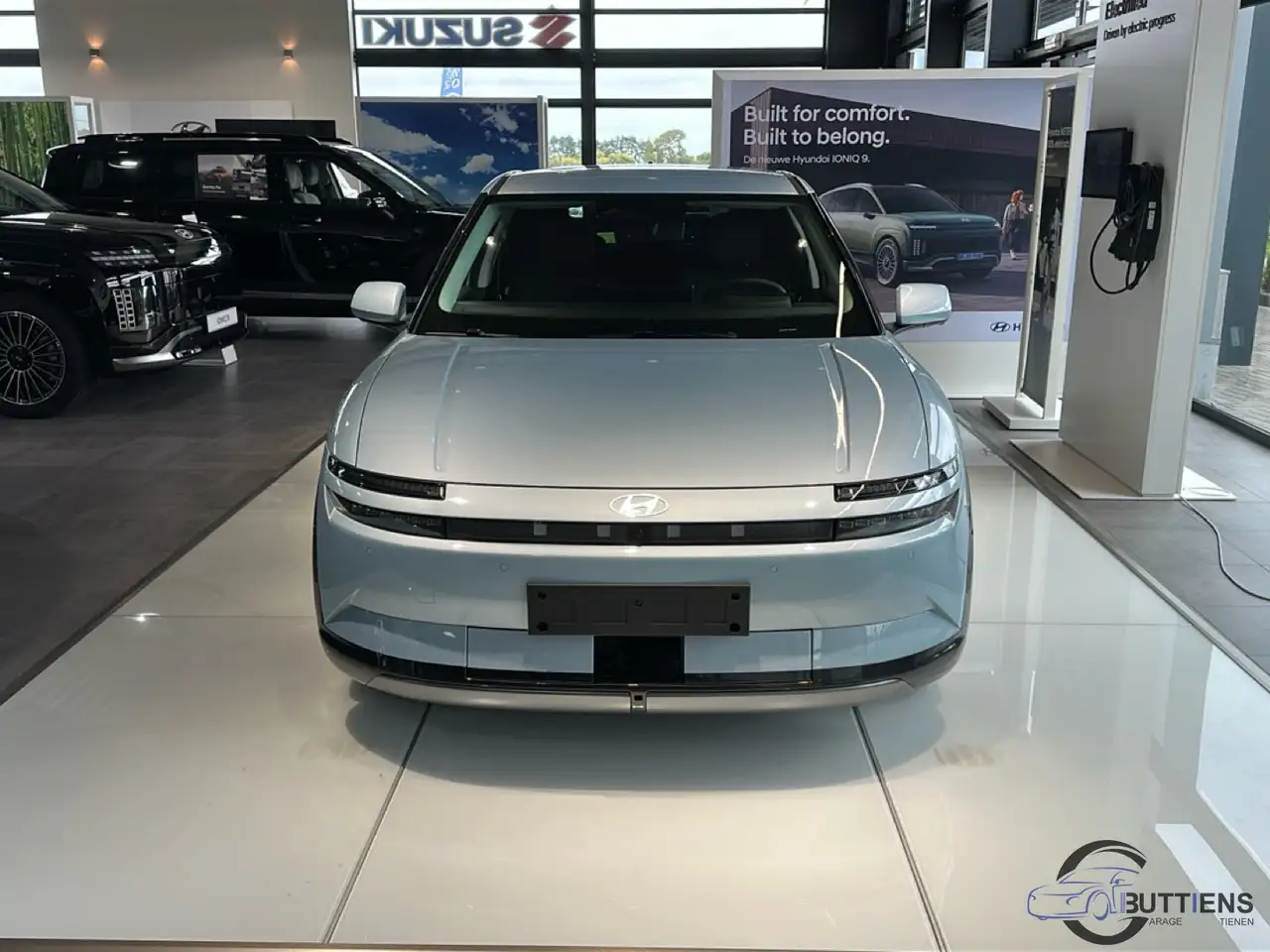 Hyundai IONIQ 3 - 8