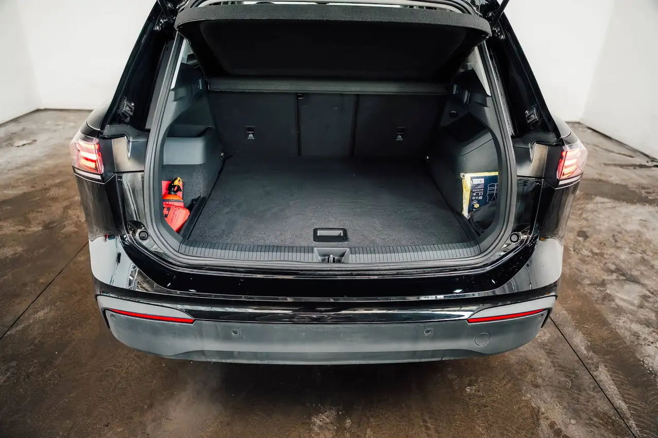 Volkswagen Tiguan - 7