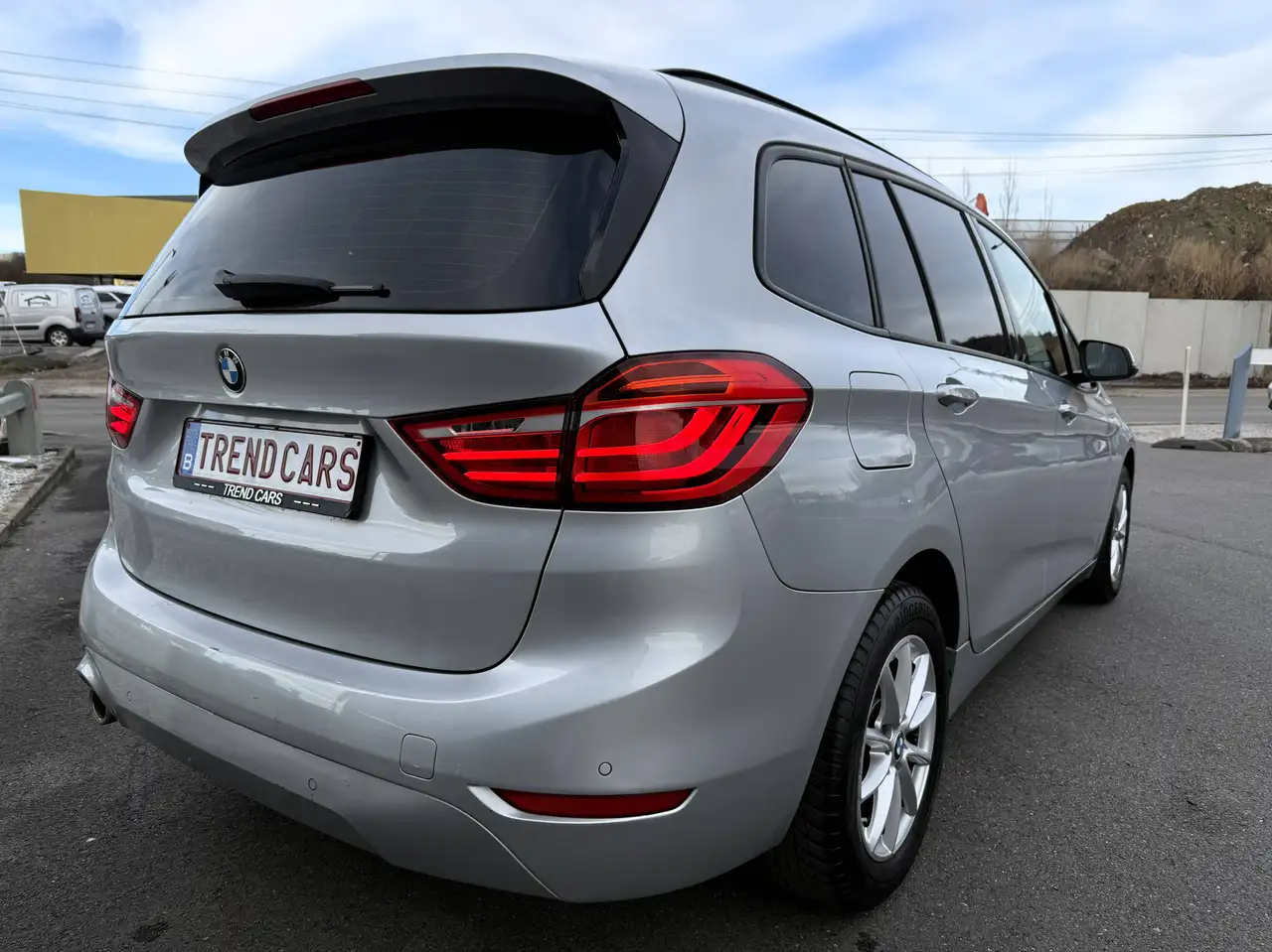 BMW 218 - 6