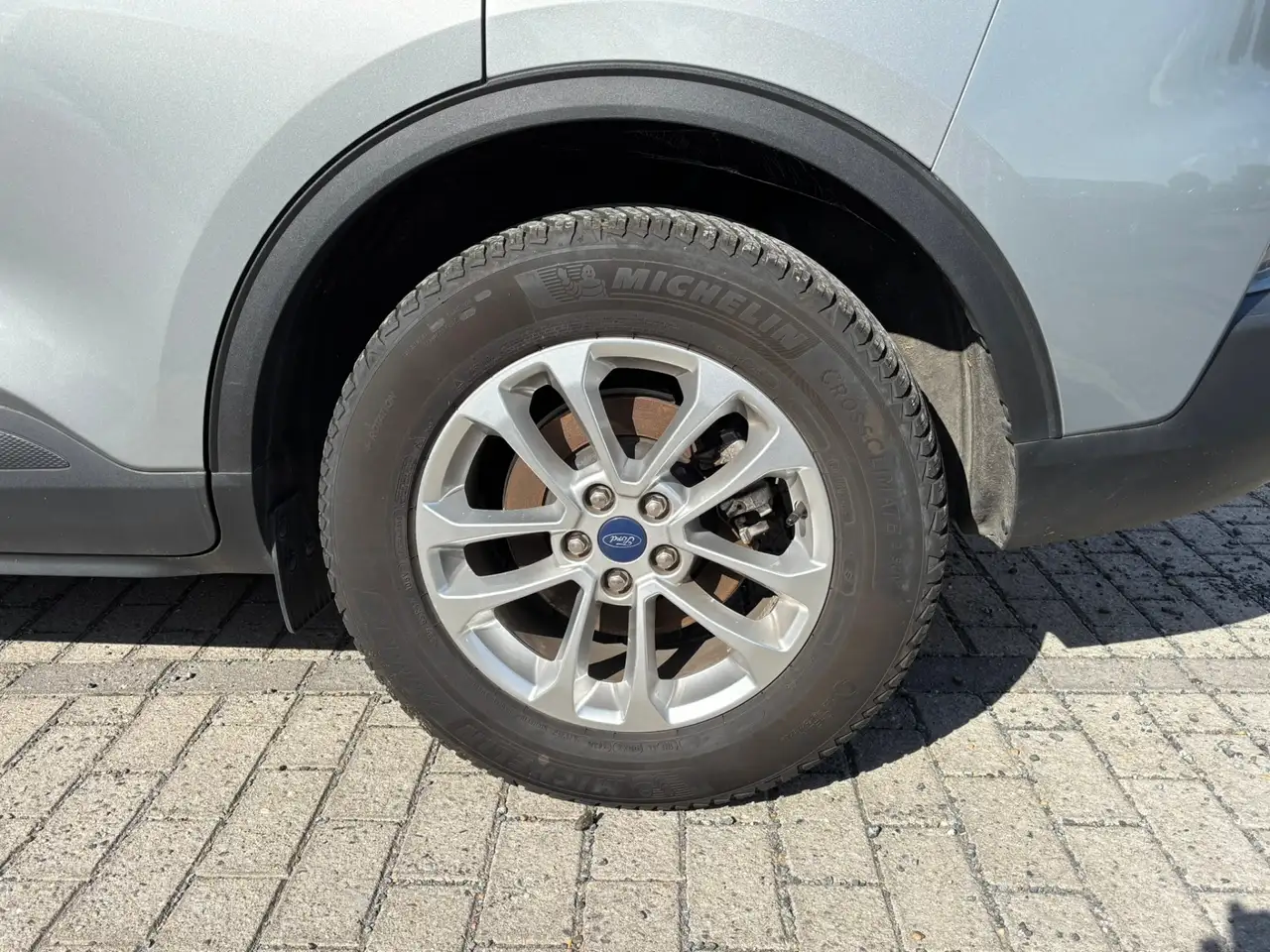 Ford Kuga - 6