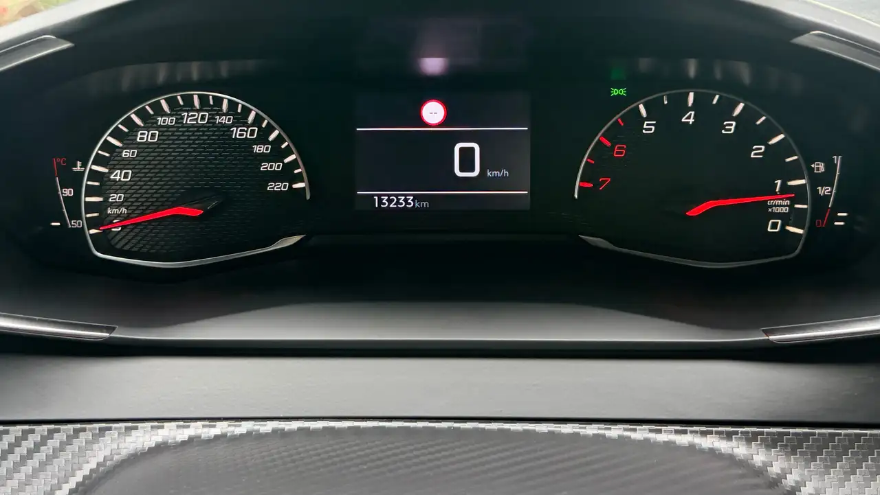 Peugeot 208 - 9