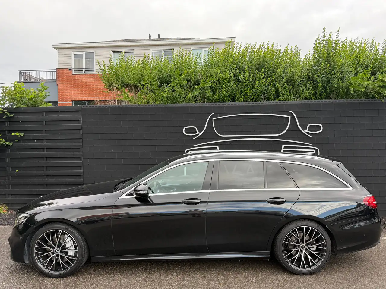 Mercedes-Benz E 200 - 2