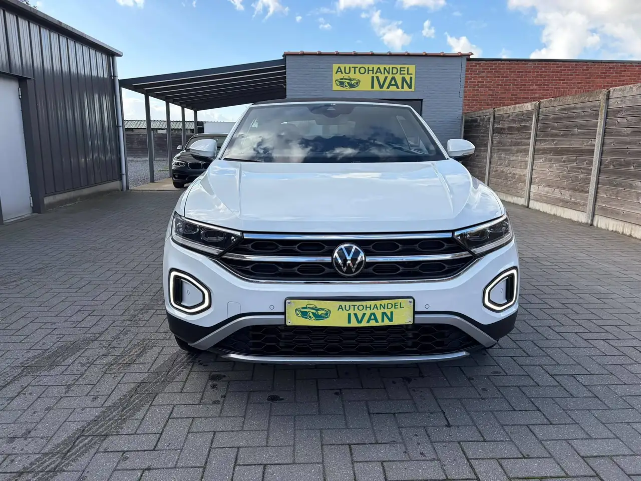 Volkswagen T-Roc - 2