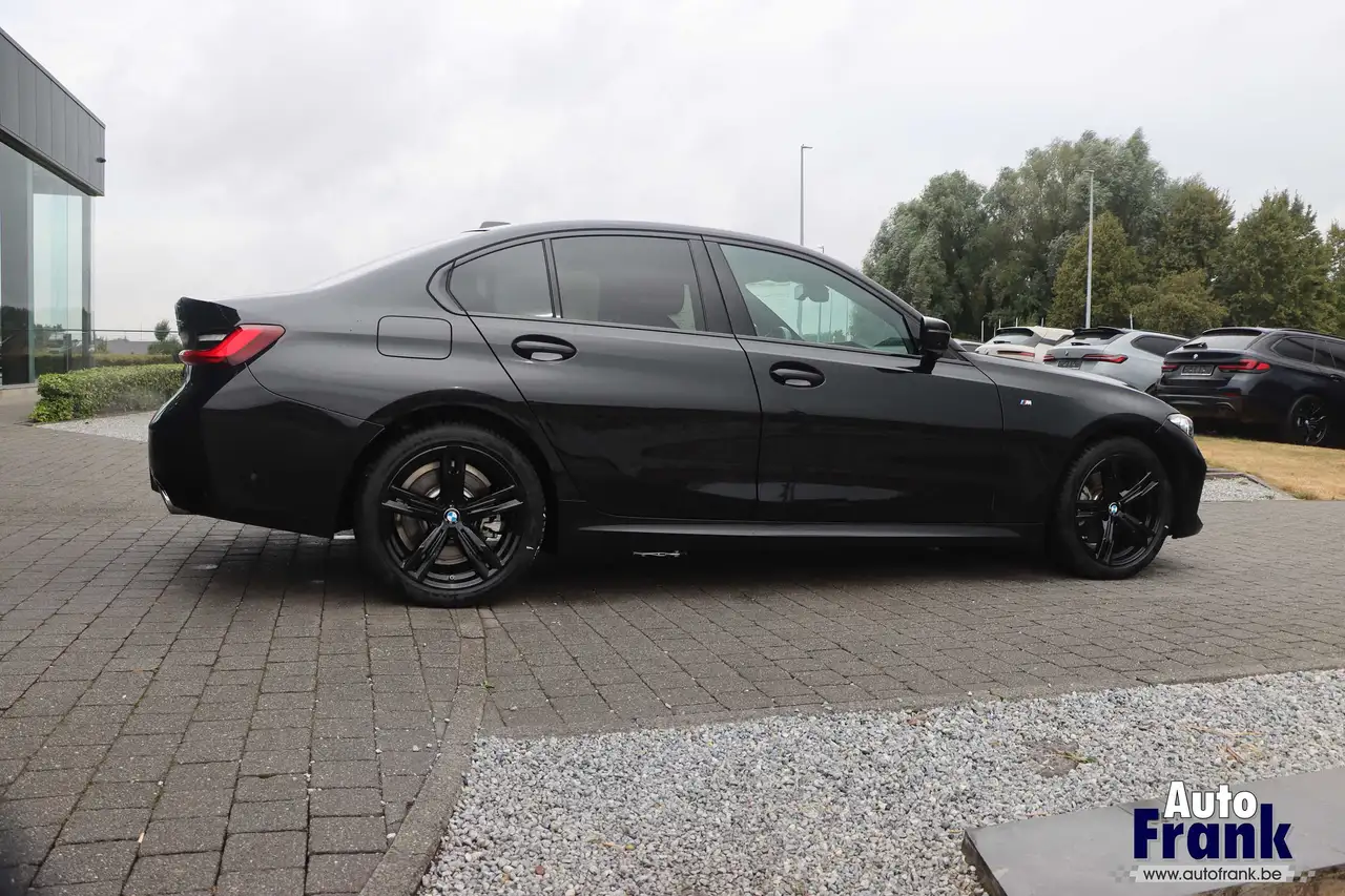 BMW 330 - 8