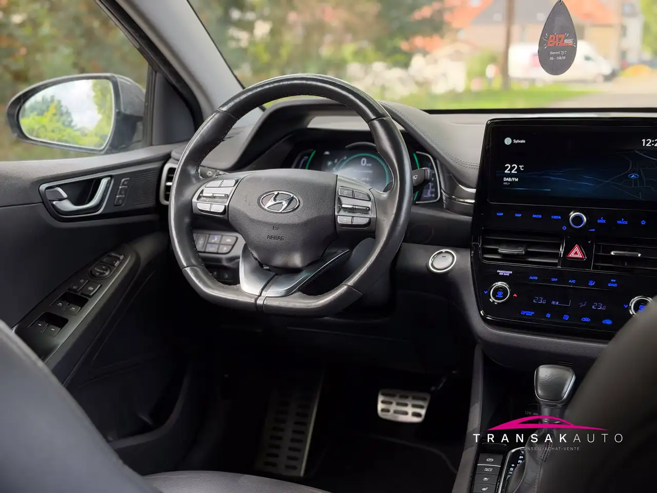 Hyundai IONIQ - 9