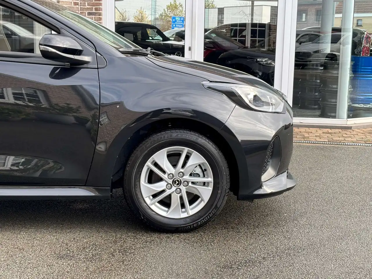 Mazda 2 - 8