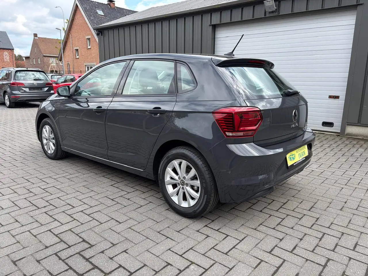 Volkswagen Polo - 8