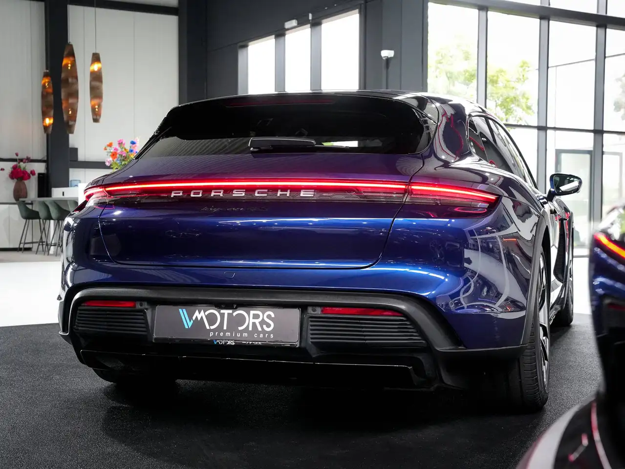 Porsche Taycan - 5