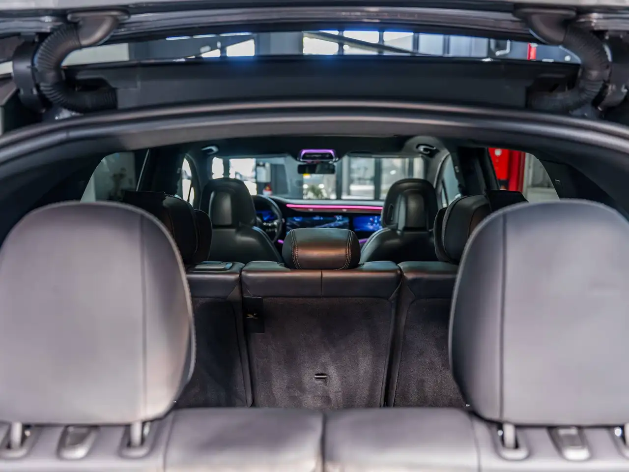 Mercedes-Benz EQS SUV - 8