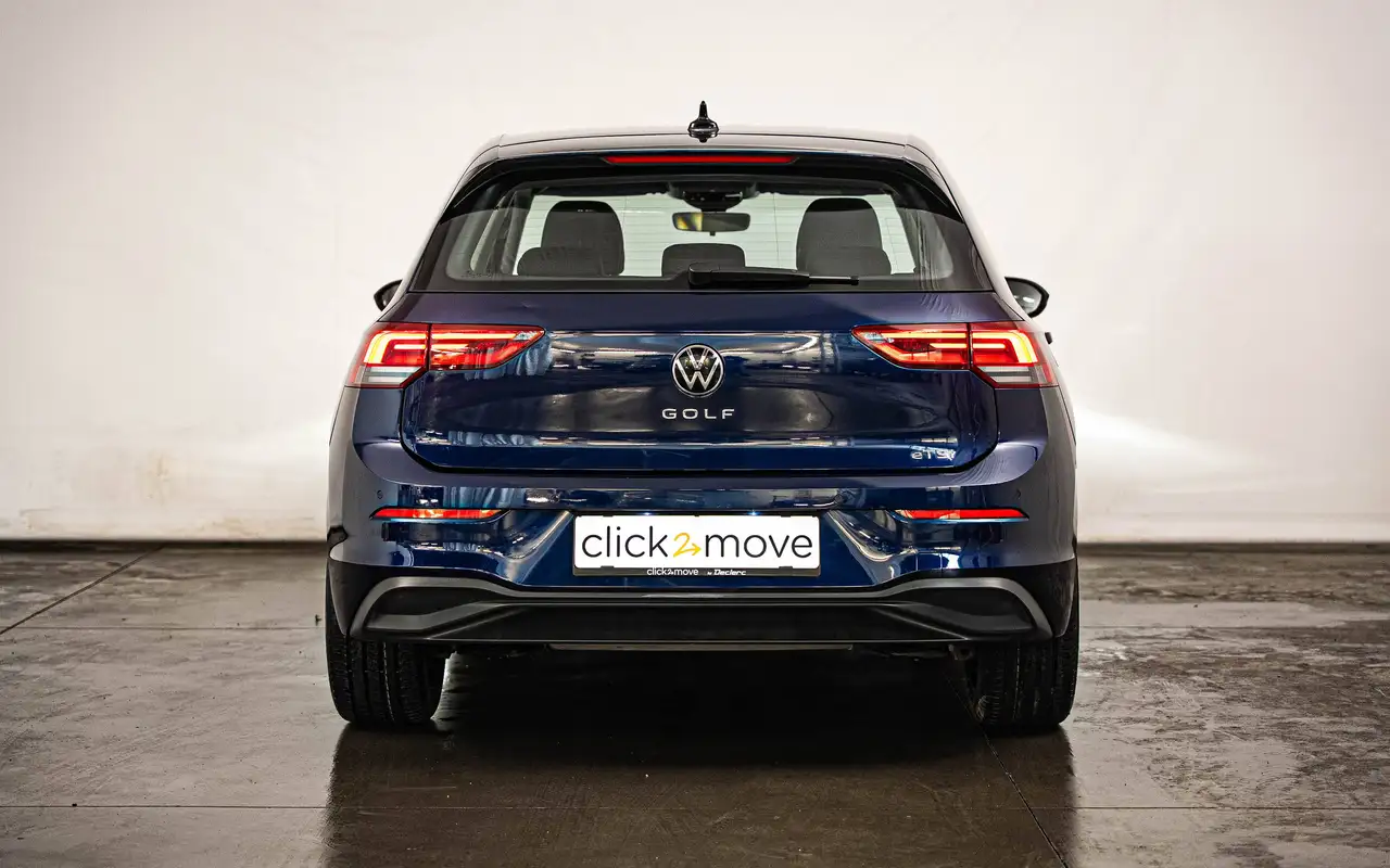 Volkswagen Golf - 4