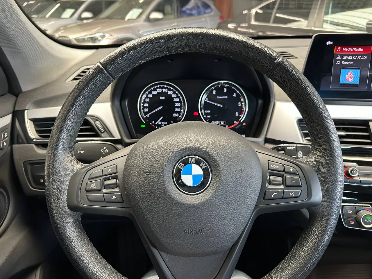 BMW X1 - 9
