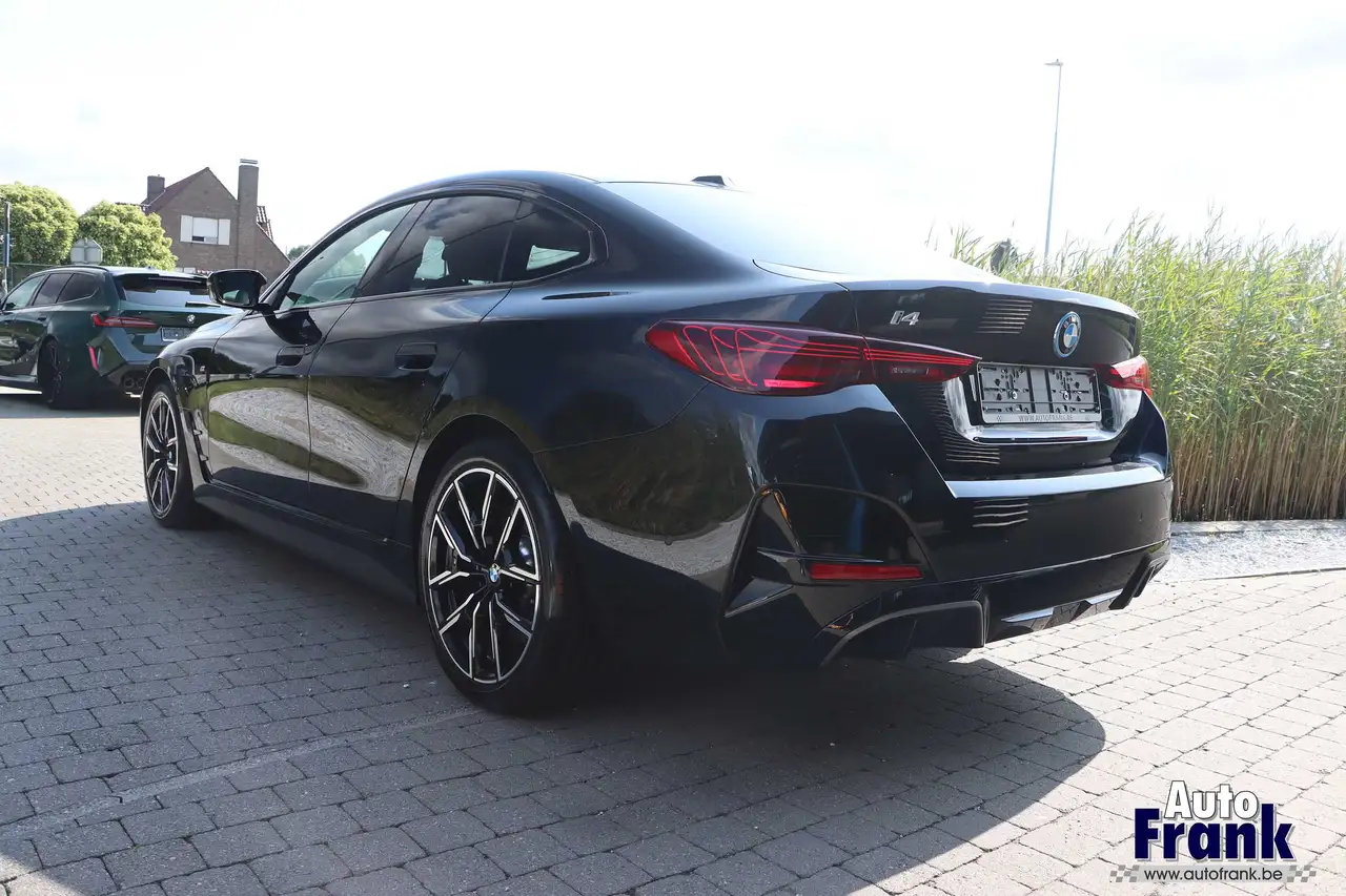 BMW i4 - 5
