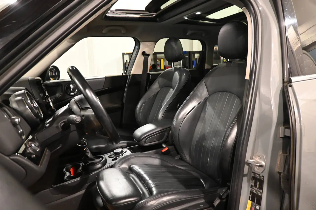 MINI Cooper SE Countryman - 12