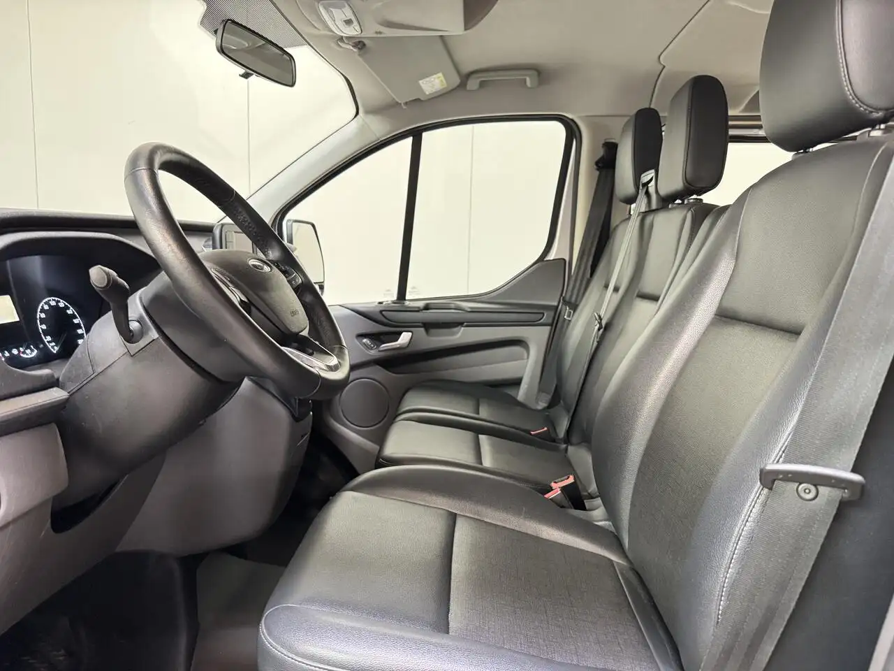 Ford Transit - 8