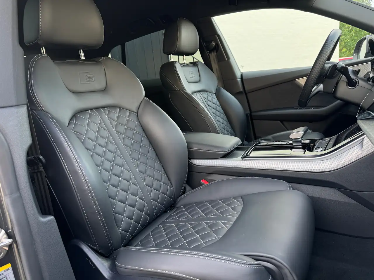 Audi Q8 - 11