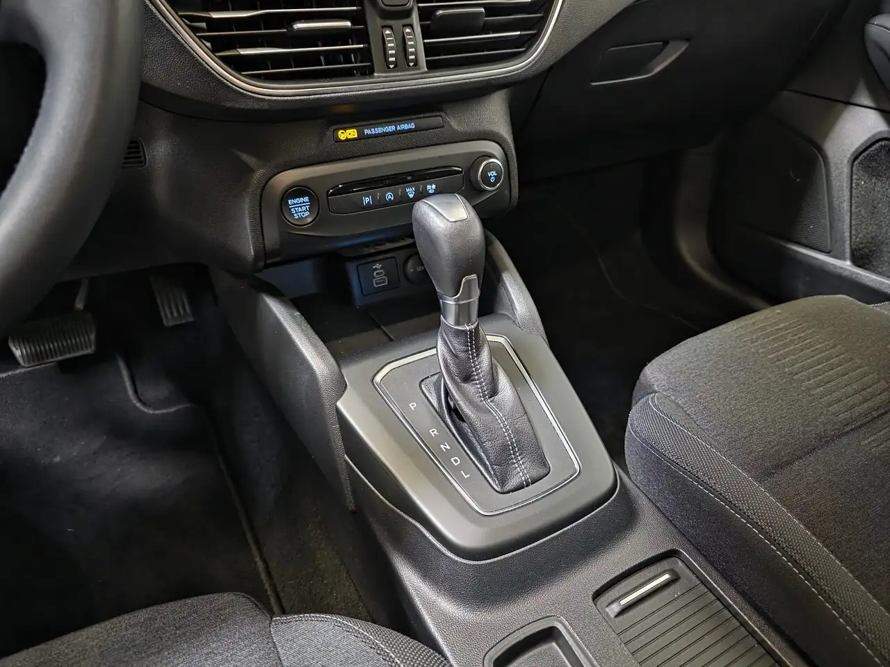 Ford Focus - 12