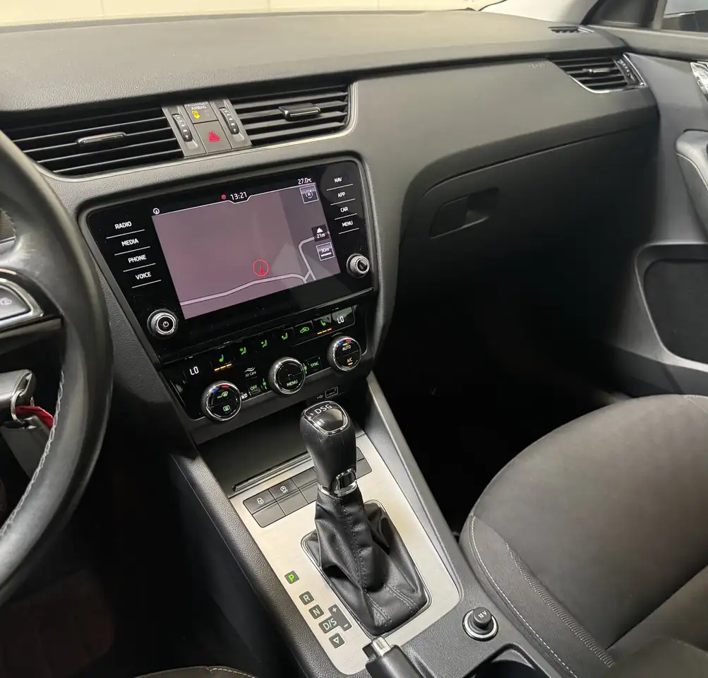 Skoda Octavia - 12