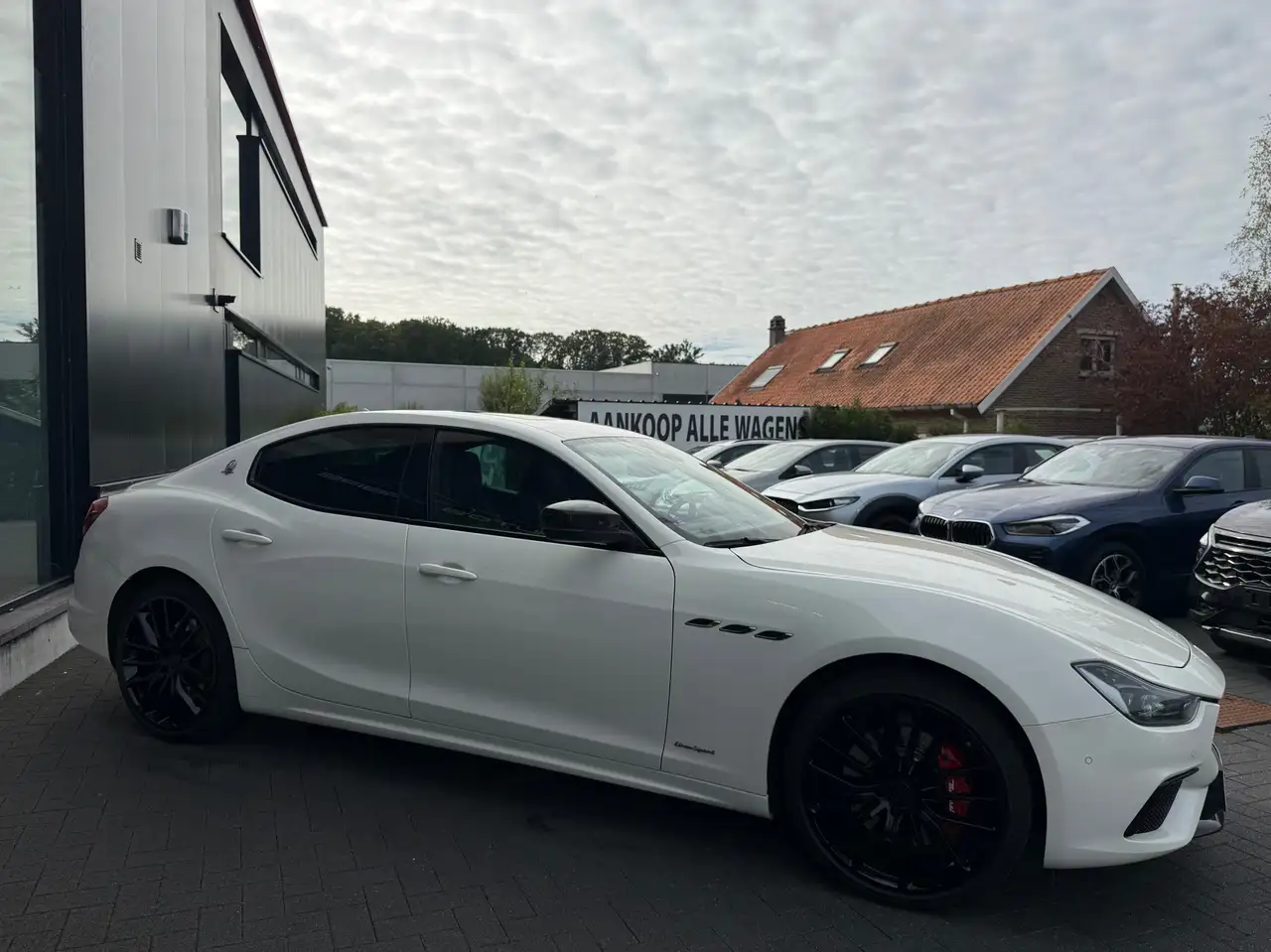 Maserati Ghibli - 3