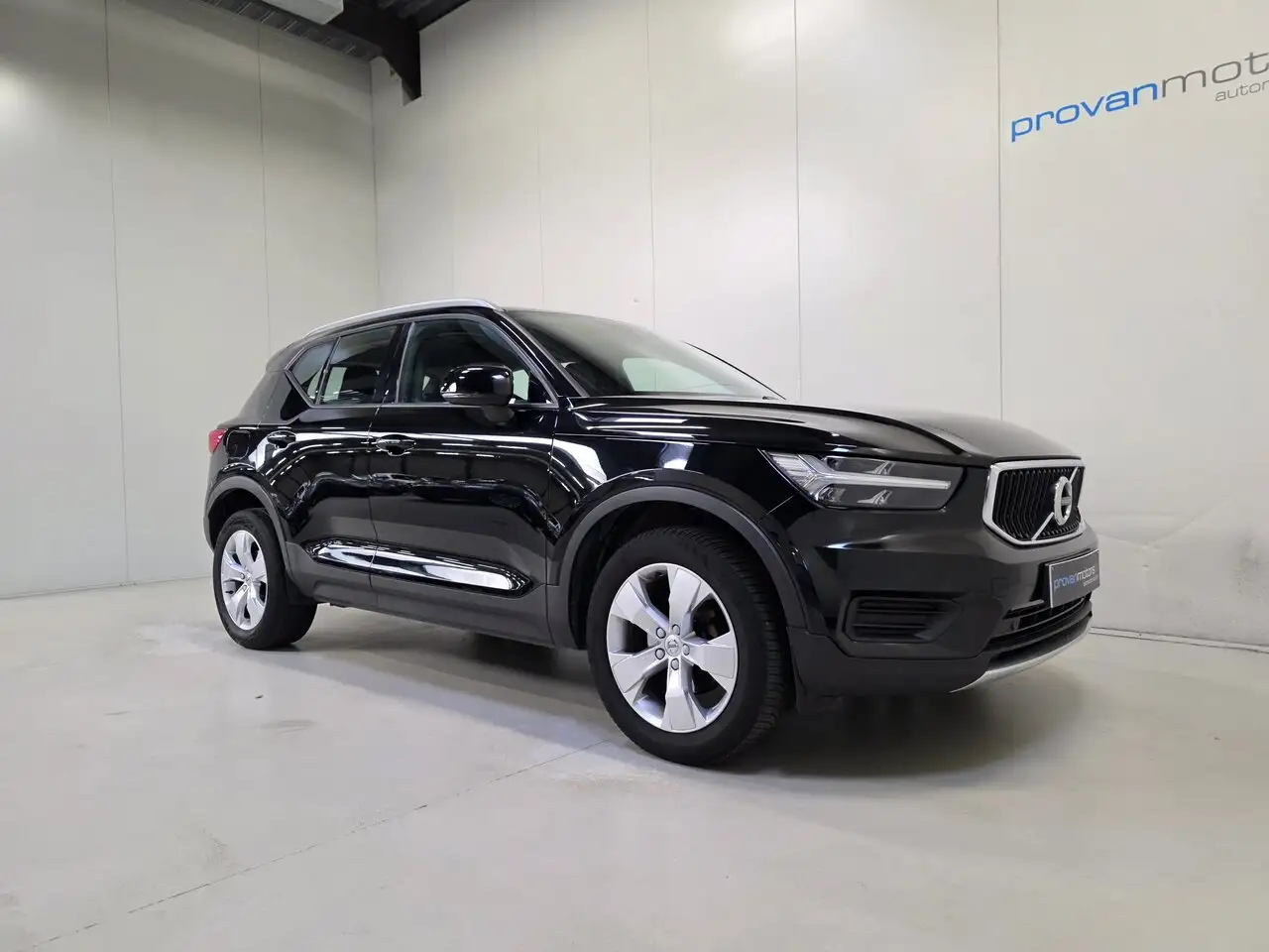 Volvo XC40 - 5