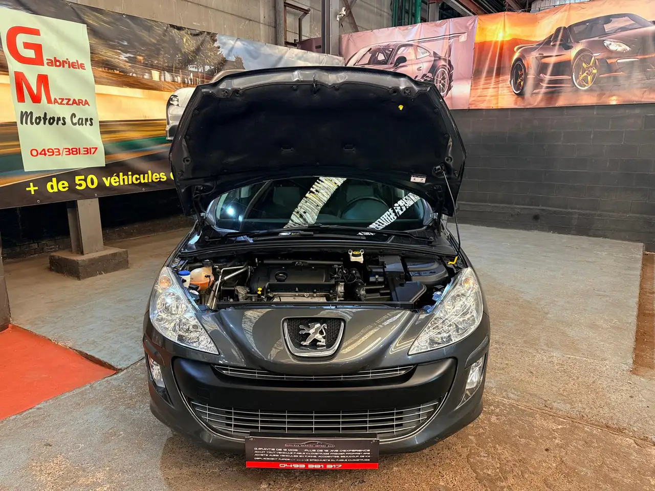 Peugeot 308 - 8