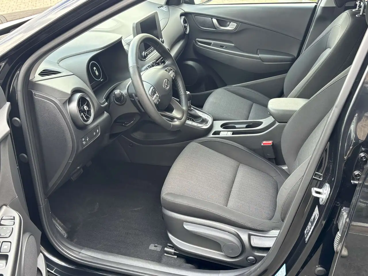 Hyundai KONA - 6