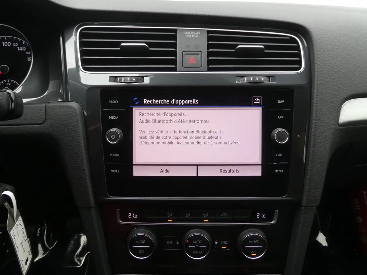 Volkswagen Golf - 10