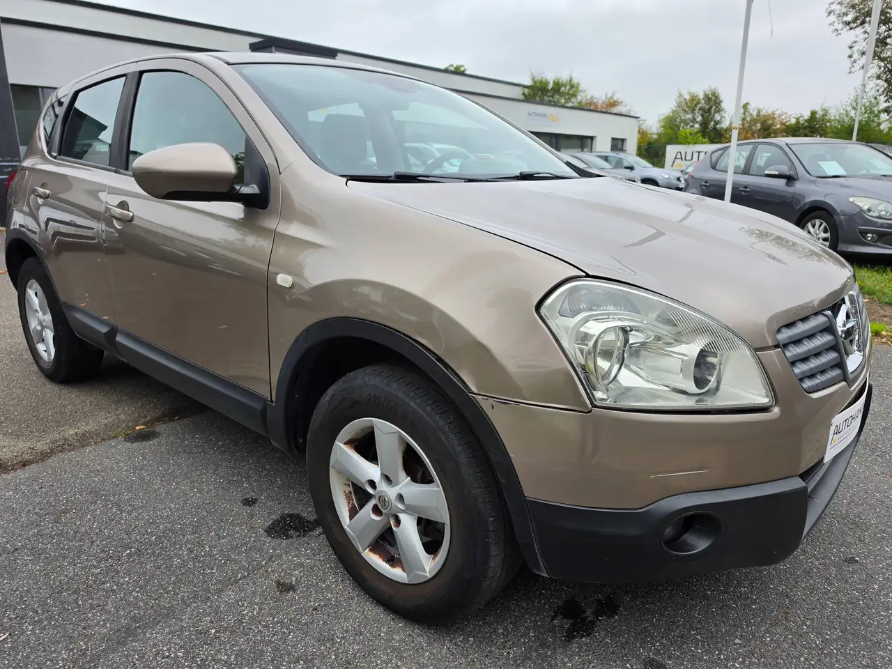 Nissan Qashqai - 2