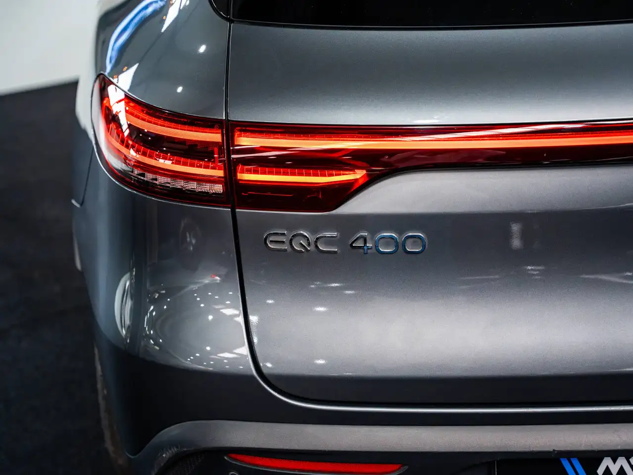 Mercedes-Benz EQC 400 - 7