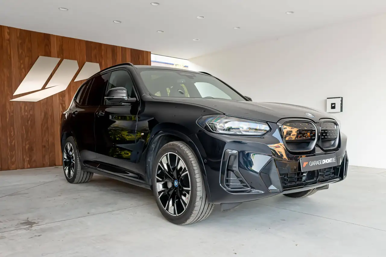 BMW iX3 - 9