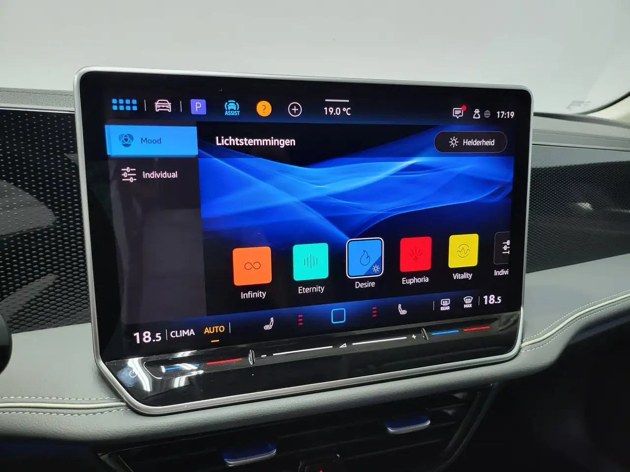 Volkswagen Passat Variant - 22