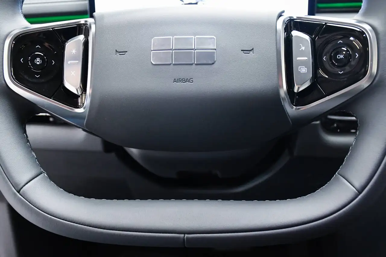Geely Starray EM-i - 11