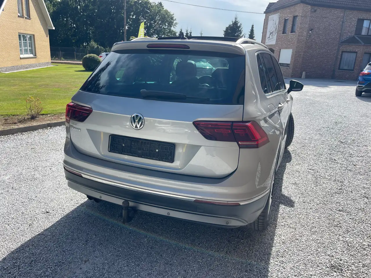 Volkswagen Tiguan - 5