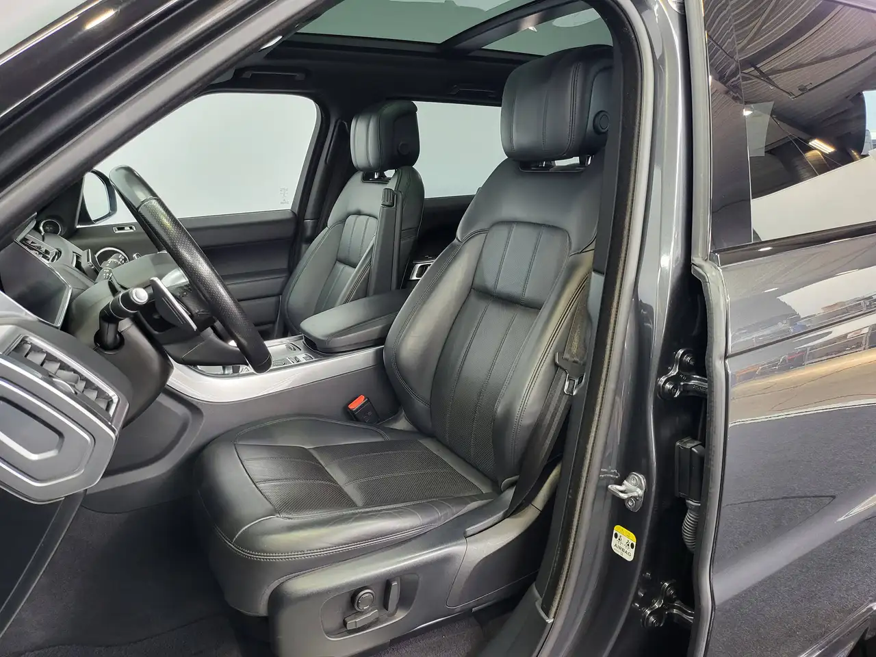 Land Rover Range Rover Sport - 12