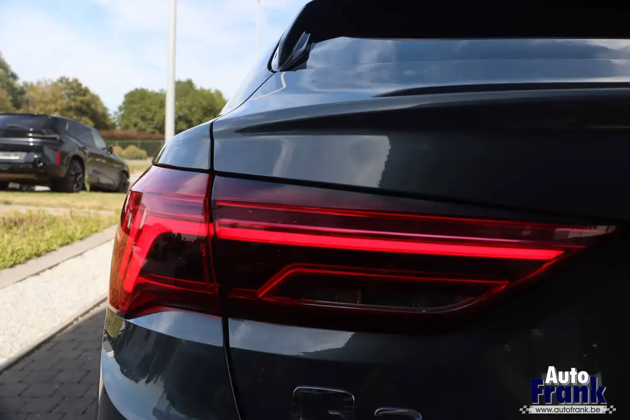 Audi Q3 - 12