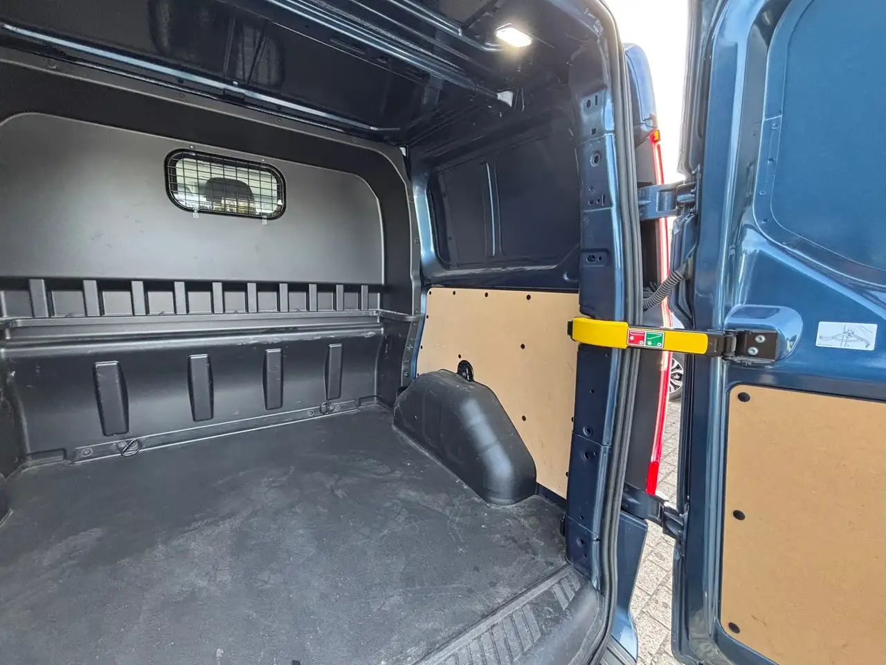 Ford Transit Custom - 9