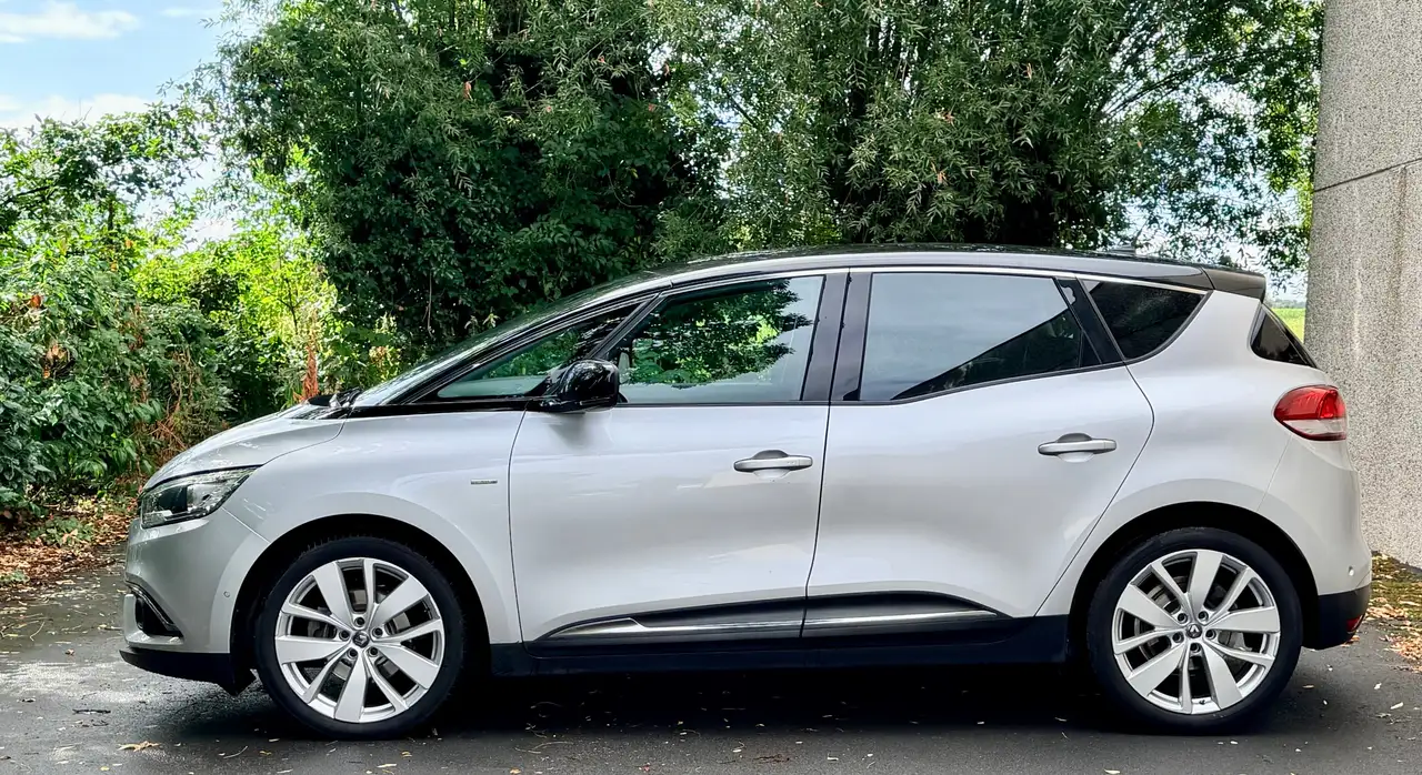 Renault Scenic - 4