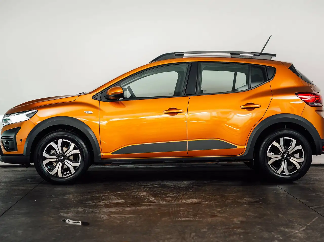 Dacia Sandero - 2