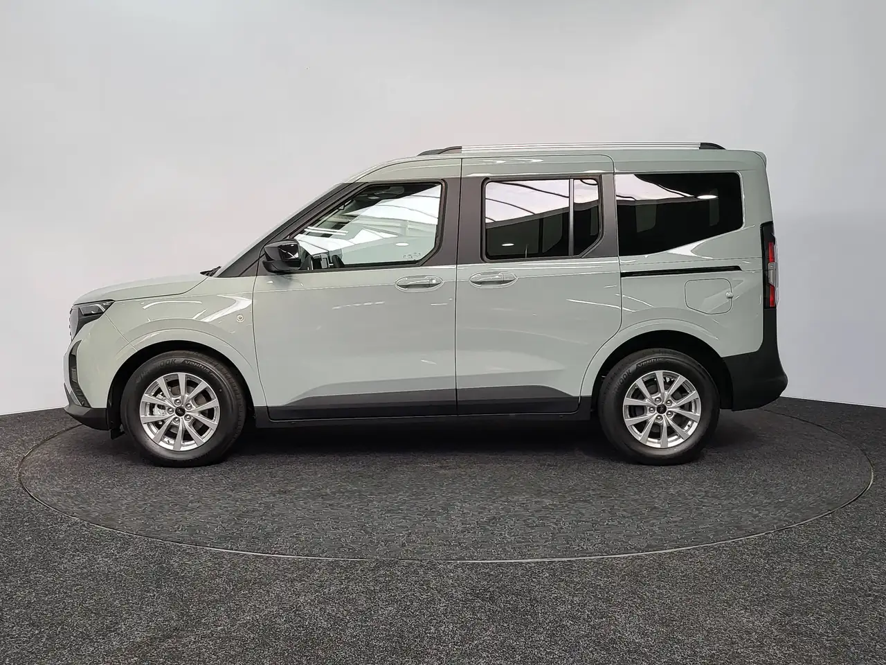 Ford Tourneo Courier - 3