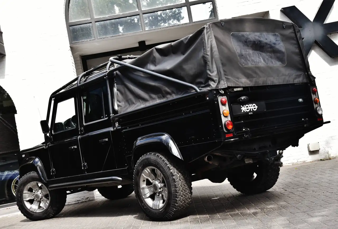 Land Rover Defender - 9