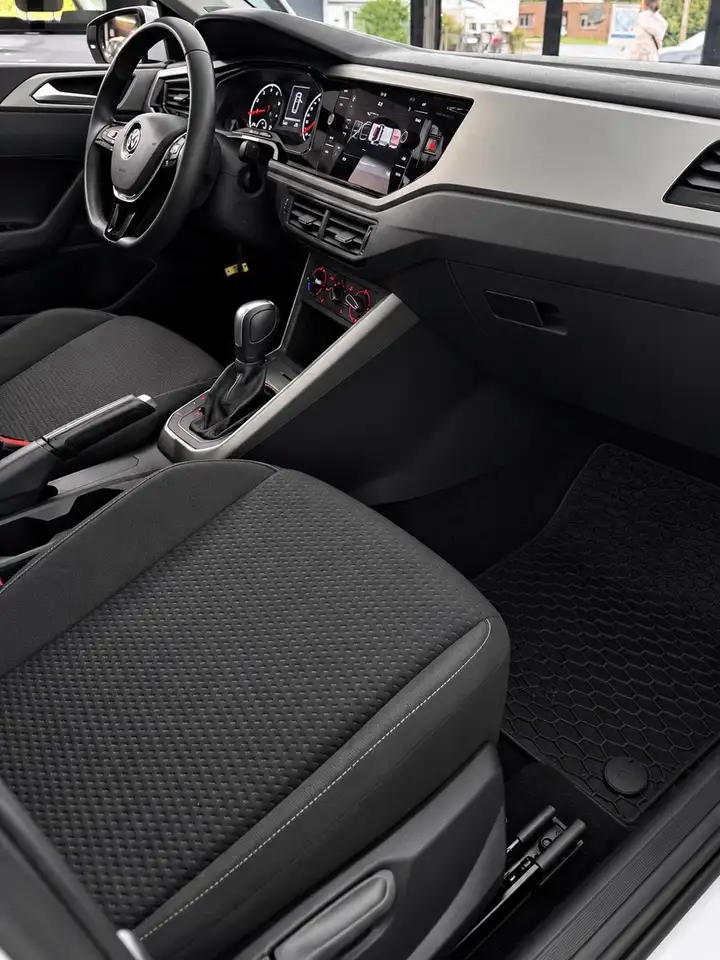 Volkswagen Polo - 10