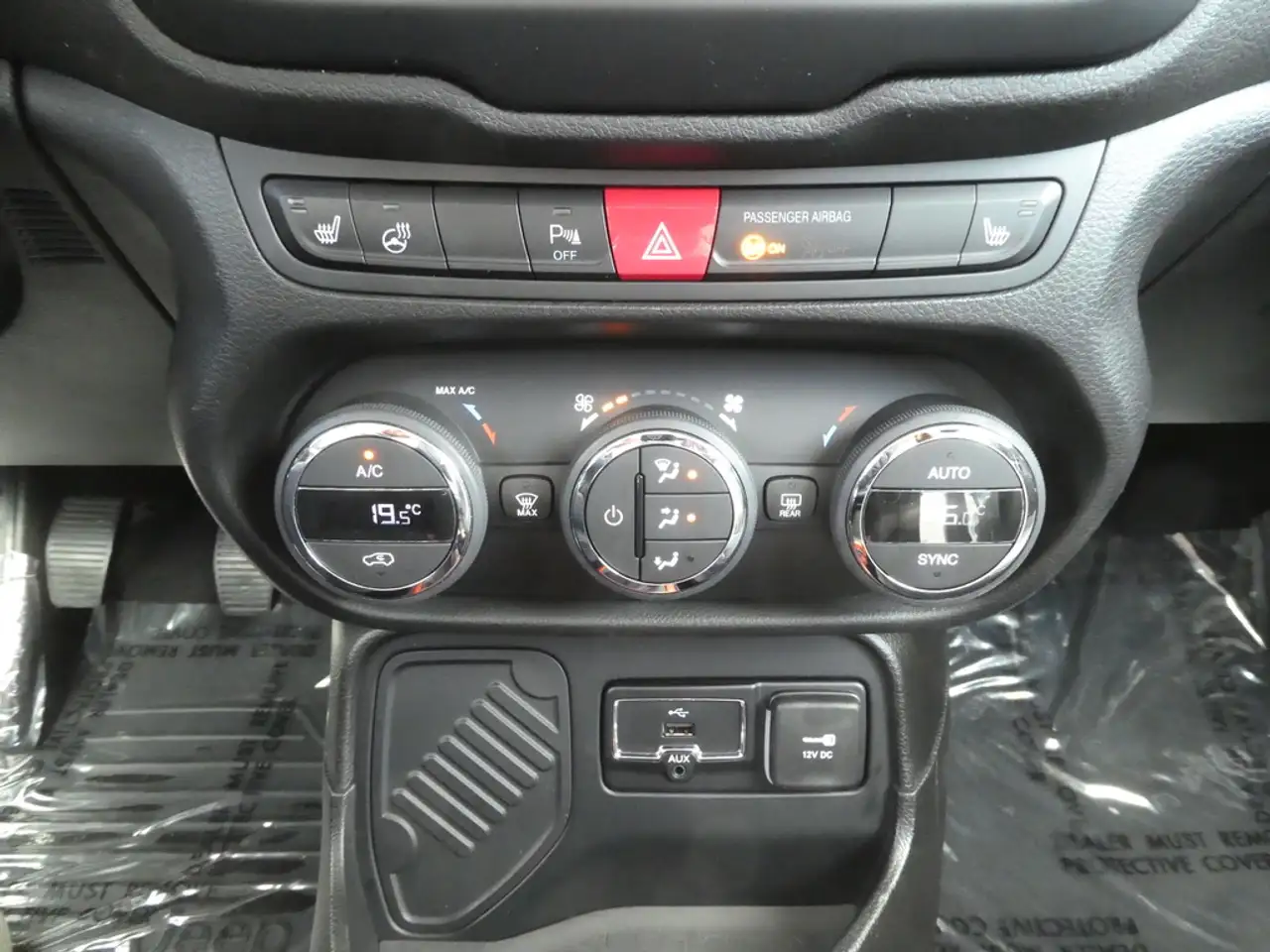 Jeep Renegade - 10