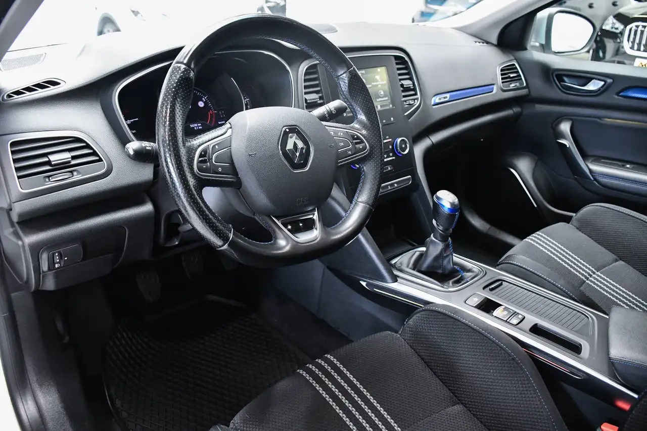 Renault Megane - 9
