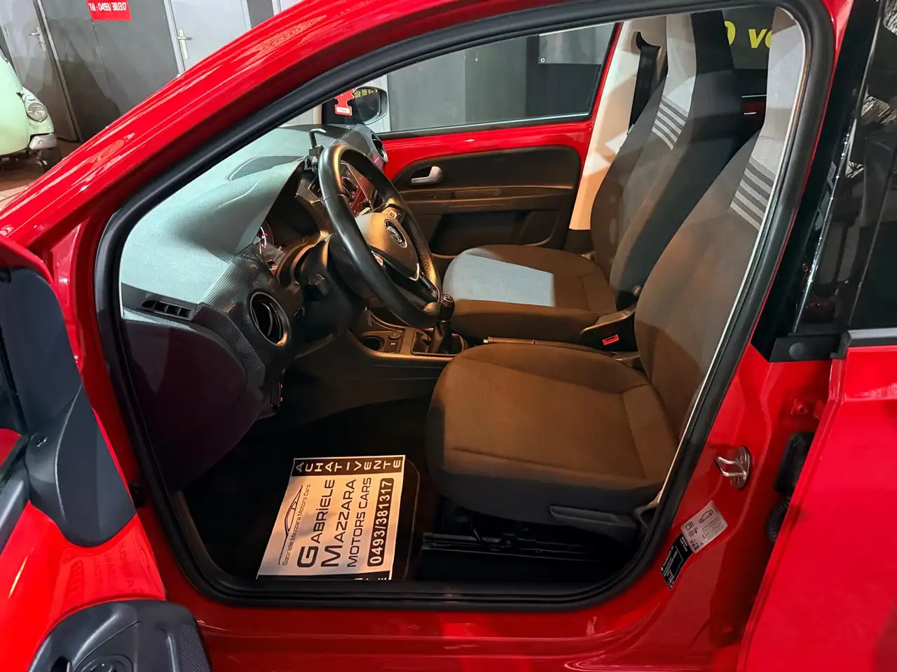 Volkswagen up! - 11