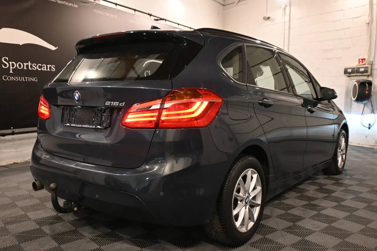 BMW 216 - 6