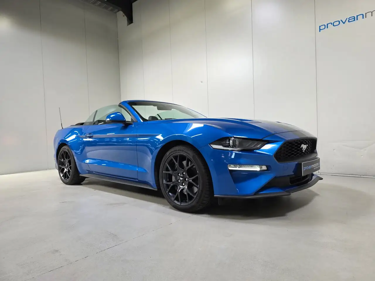 Ford Mustang - 5